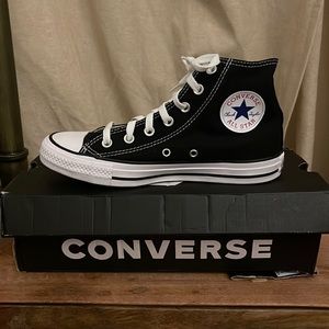 NIB Converse Chuck Taylor All Star High Tops